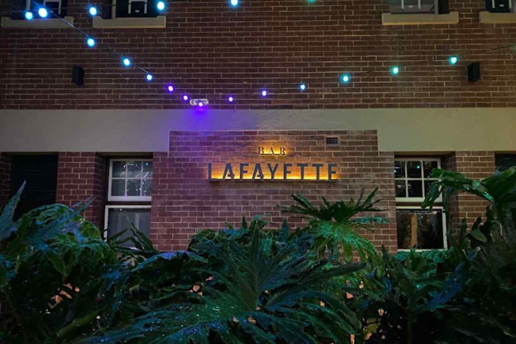 Bar Lafayette